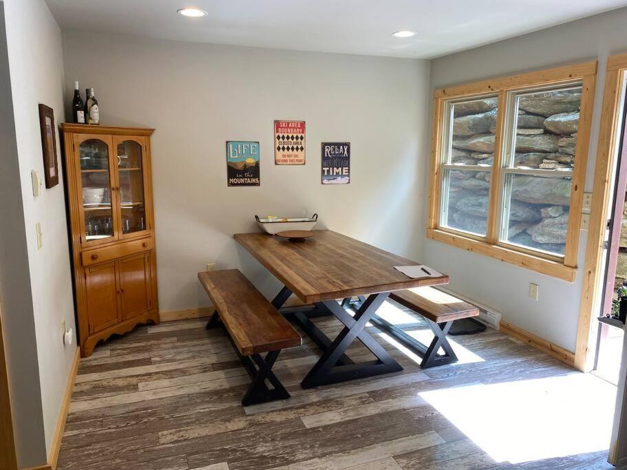 Cozy Cabin With Boosted Wi-Fi Beech Mountain Exterior photo