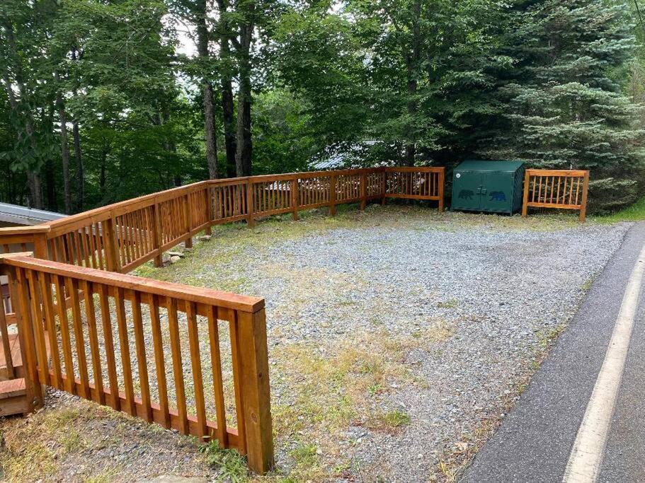 Cozy Cabin With Boosted Wi-Fi Beech Mountain Exterior photo