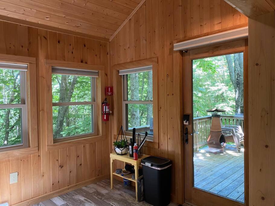 Cozy Cabin With Boosted Wi-Fi Beech Mountain Exterior photo